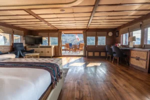 Interior of the Zheng He Admiral Suite on the bridge deck of The Maj Oceanic