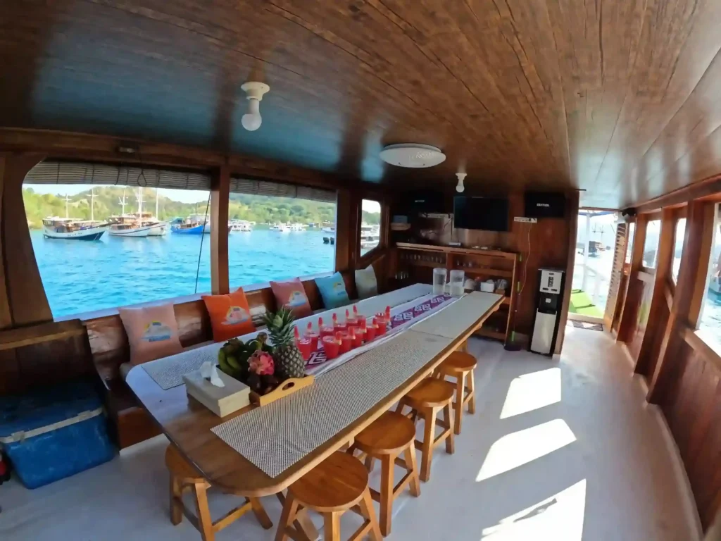 Indoor dining area aboard 3 Island Cruise