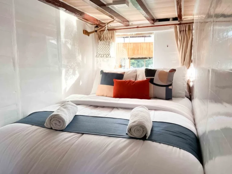 Superior Cabin aboard Abizar liveaboard