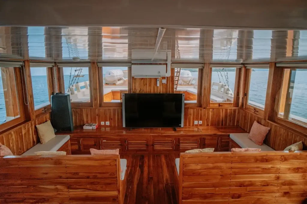 Indoor living room aboard Alore