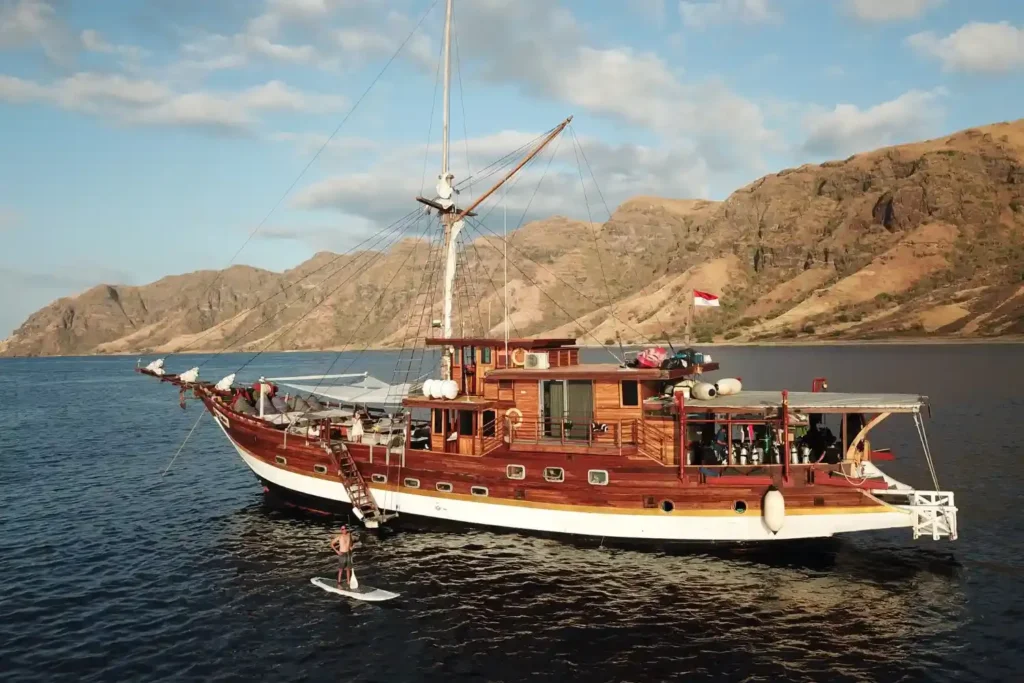 The 35-metre Amaya Explorer phinisi sailing in eastern Indonesia