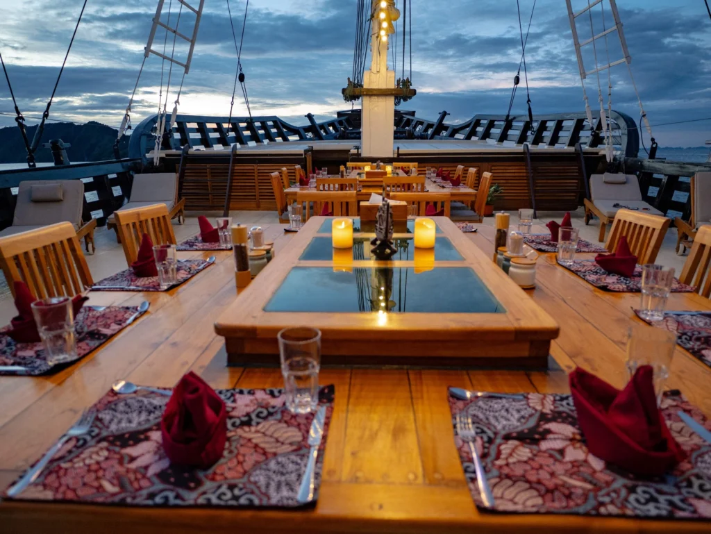 Outdoor restaurant on the main deck of Amira