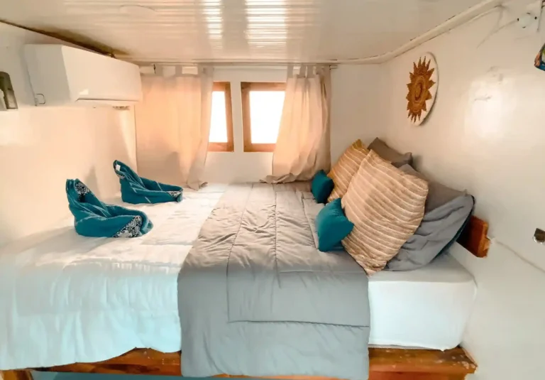 Second view of a private cabin aboard Amore phinisi