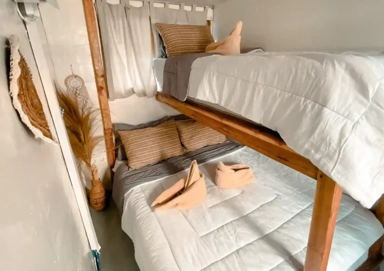 Bunk-bed sharing cabin for three aboard Amore phinisi