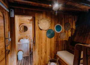 Second private Master Cabin bathroom aboard Andamari