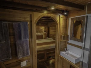 Private ensuite bathroom aboard Anne Bonny