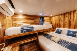 Cabin 2 interior aboard Baraka phinisi