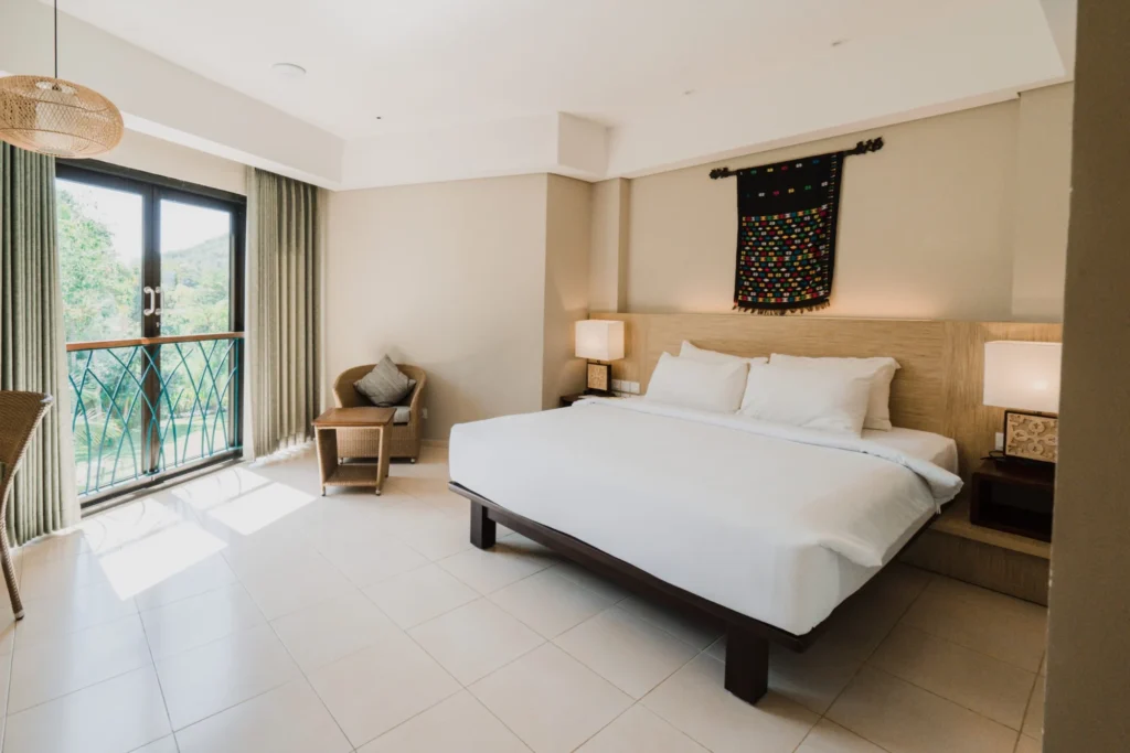 Bintang Flores Hotel – Deluxe Room2 1 Scaled