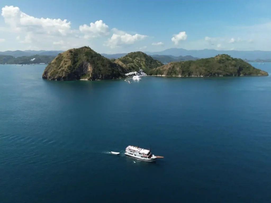 Chrisbow Azure at anchor off an island in Komodo National Park