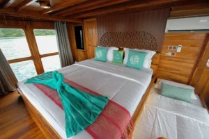 Ciela Padar Room interior aboard Ciela phinisi