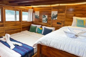 Ciela Sabolo Room interior aboard Ciela phinisi