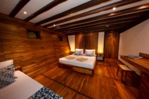 Lower-deck double cabin aboard Coralia
