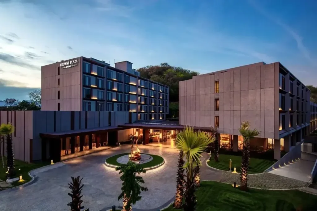 Crowne Plaza Labuan Bajo by IHG – Home Og Image