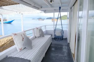 Private balcony of the Master Ocean View cabin aboard Dua Liveaboard
