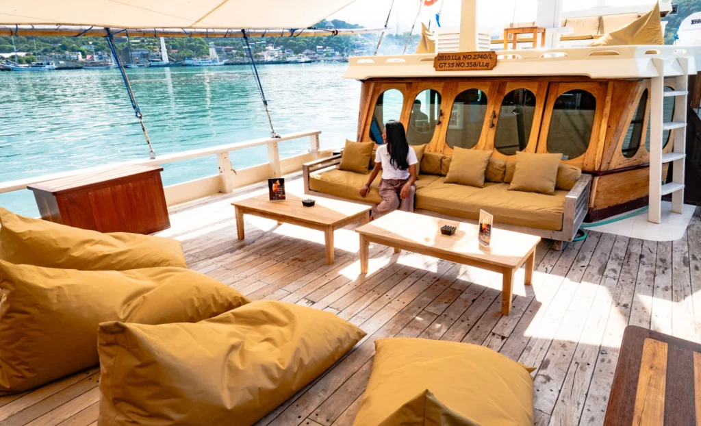 Open-air main-deck lounge aboard EcoPro Duyung Baru