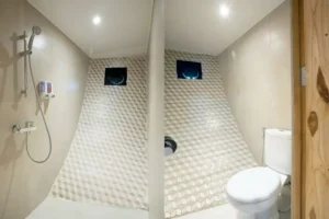 Private bathroom in the Indo Master family suite
