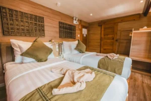 Premium twin cabin aboard Indo Master