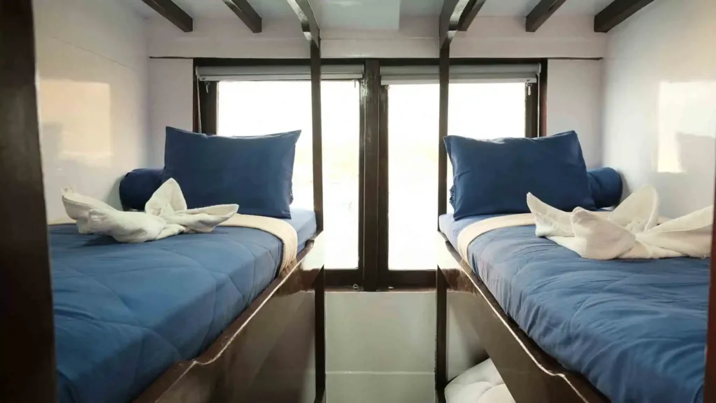 Sharing Cabin aboard Invictus phinisi
