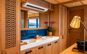 Bugis Upper Deck Suite vanity aboard Jeeva Samudera