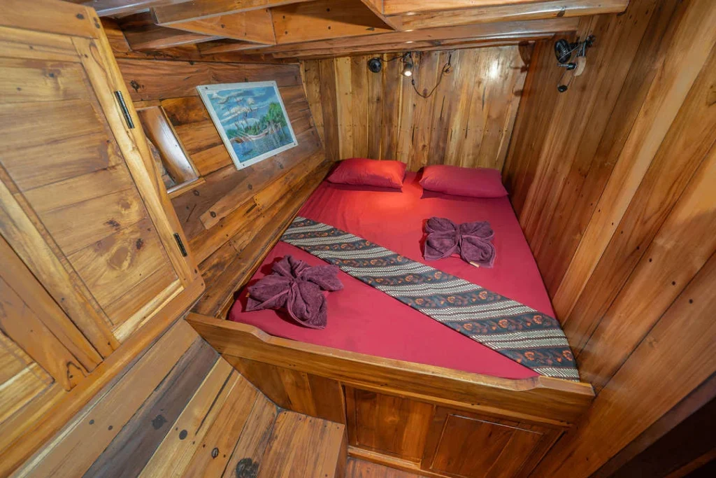 Double cabin aboard Kira Kira