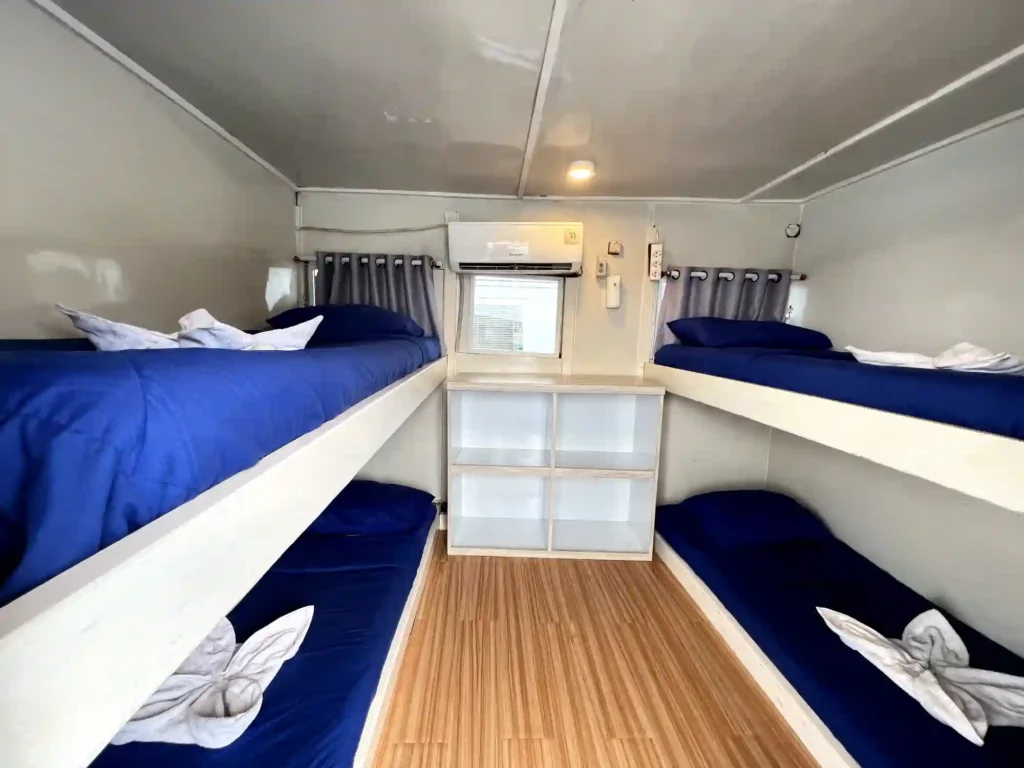 Sharing Cabin 2 aboard La Dyana phinisi