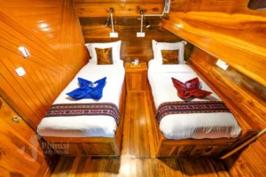 Twin cabin aboard Lady Denok, view 19