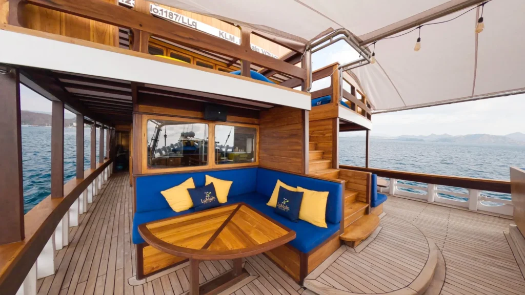 Outdoor seating deck aboard Lamain Voyage 2