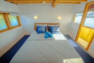 Second view of a Master Ocean cabin aboard Lamborajo I