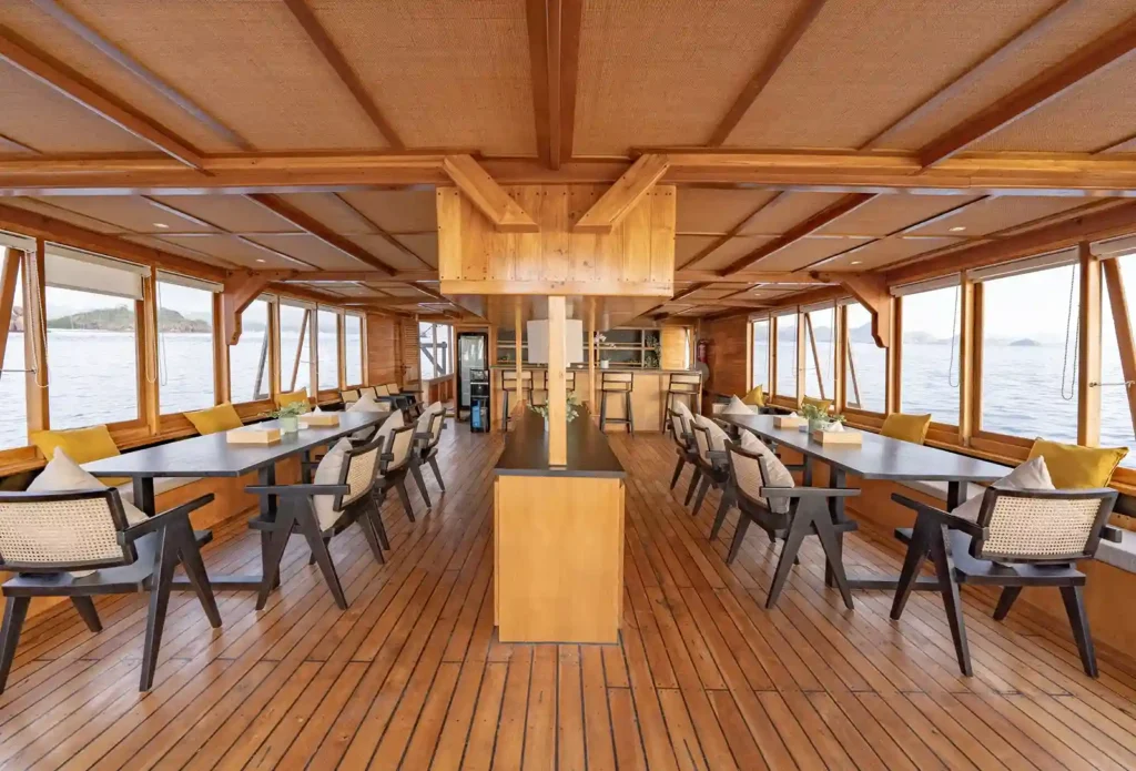 Air-conditioned dining saloon aboard Lamborajo 3