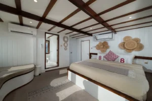 Santorini master cabin aboard Le Costa