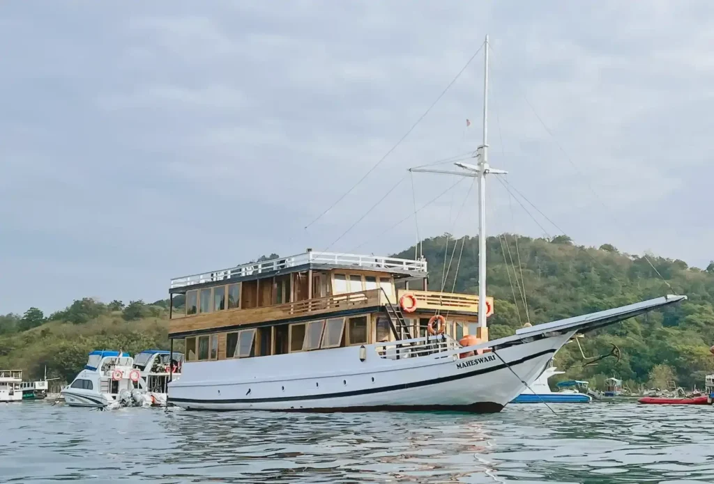 Maheswari phinisi viewed from the water in Komodo