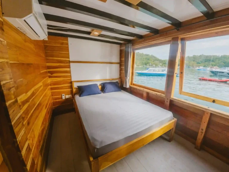 Signature cabin aboard Maheswari phinisi
