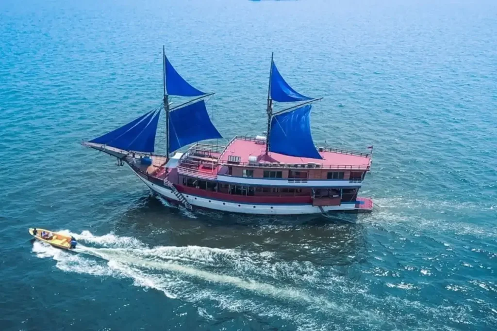 Exterior of Mutiara Cruise showing the wide 10.9-metre beam