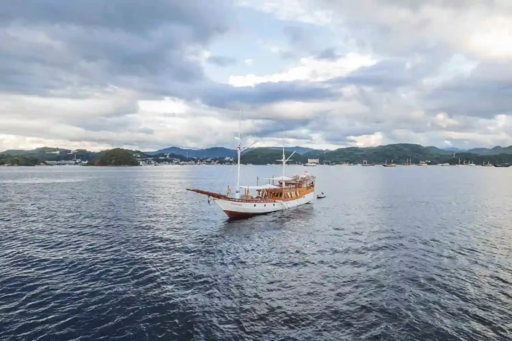 Narasea phinisi viewed from the water in Komodo