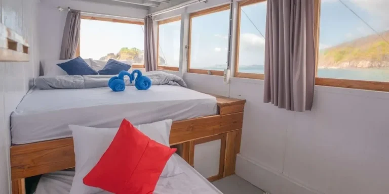 Private Cabin aboard New IJC liveaboard