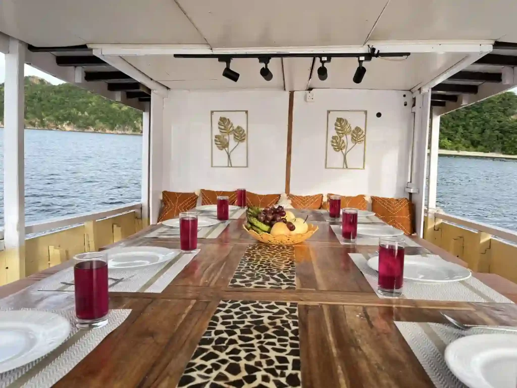 Dining area aboard Nusantara Karya phinisi