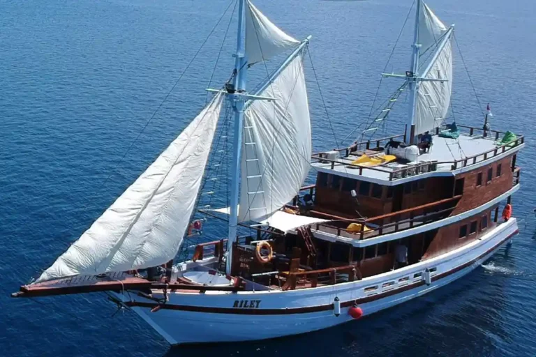 Riley phinisi exterior viewed from the water in Komodo