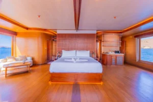Upper deck Presidential Suite interior aboard Sanctuary phinisi