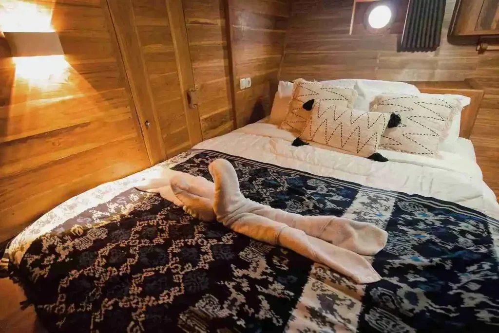 Superior Cabin 3 aboard Sands Bajo phinisi