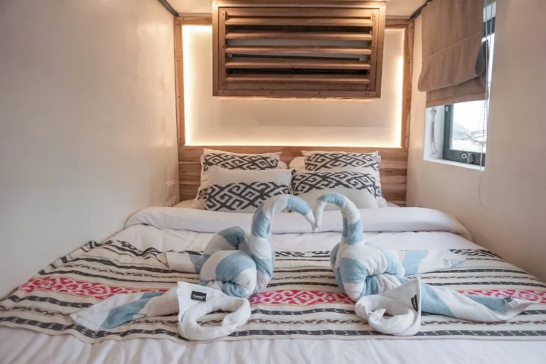 Upper-deck Turtle cabin aboard Sea Familia 1