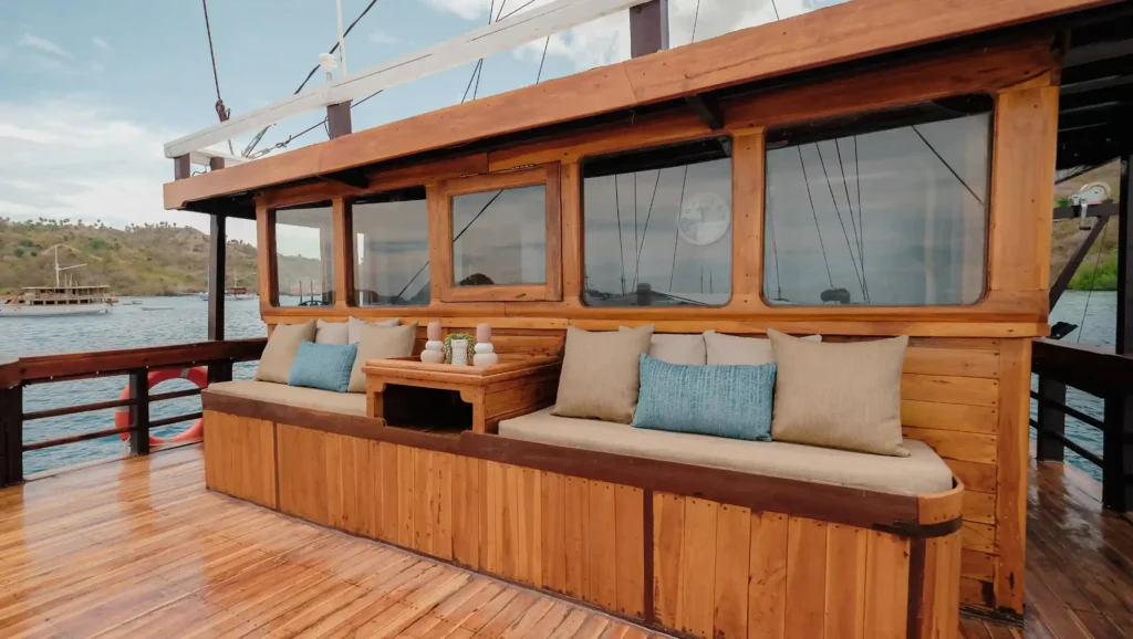 Open-air relaxation deck aboard Senada phinisi