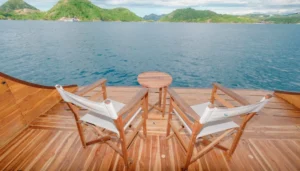 Panoramic Suite Balcony upper-deck cabin aboard Senada phinisi
