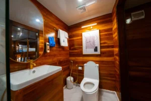 Ensuite bathroom in a Seven Angel lower-deck standard cabin