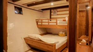 Sukha sail 1 cabin komodo sharing 01 aboard Sukha Sail 1 phinisi