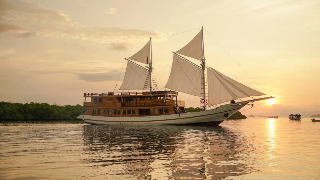 Sundari exterior aerial aboard Sundari Voyages phinisi
