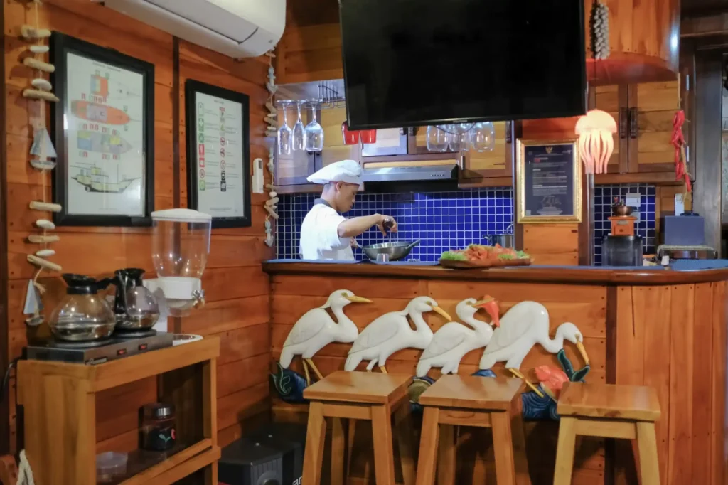 Interior bar and lounge area aboard Supraba phinisi