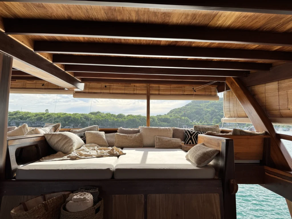 Life aboard TaTalassa expedition phinisi