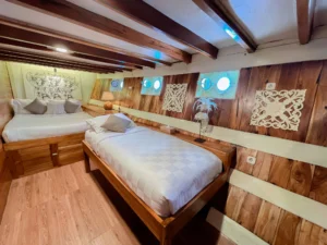 Balinese Room cabin aboard Vinca Voyages