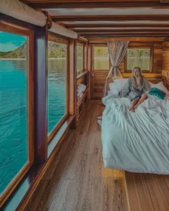 Japanese Room interior aboard Vinca Voyages