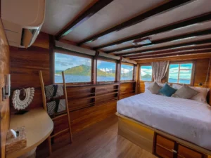 Western Room cabin aboard Vinca Voyages